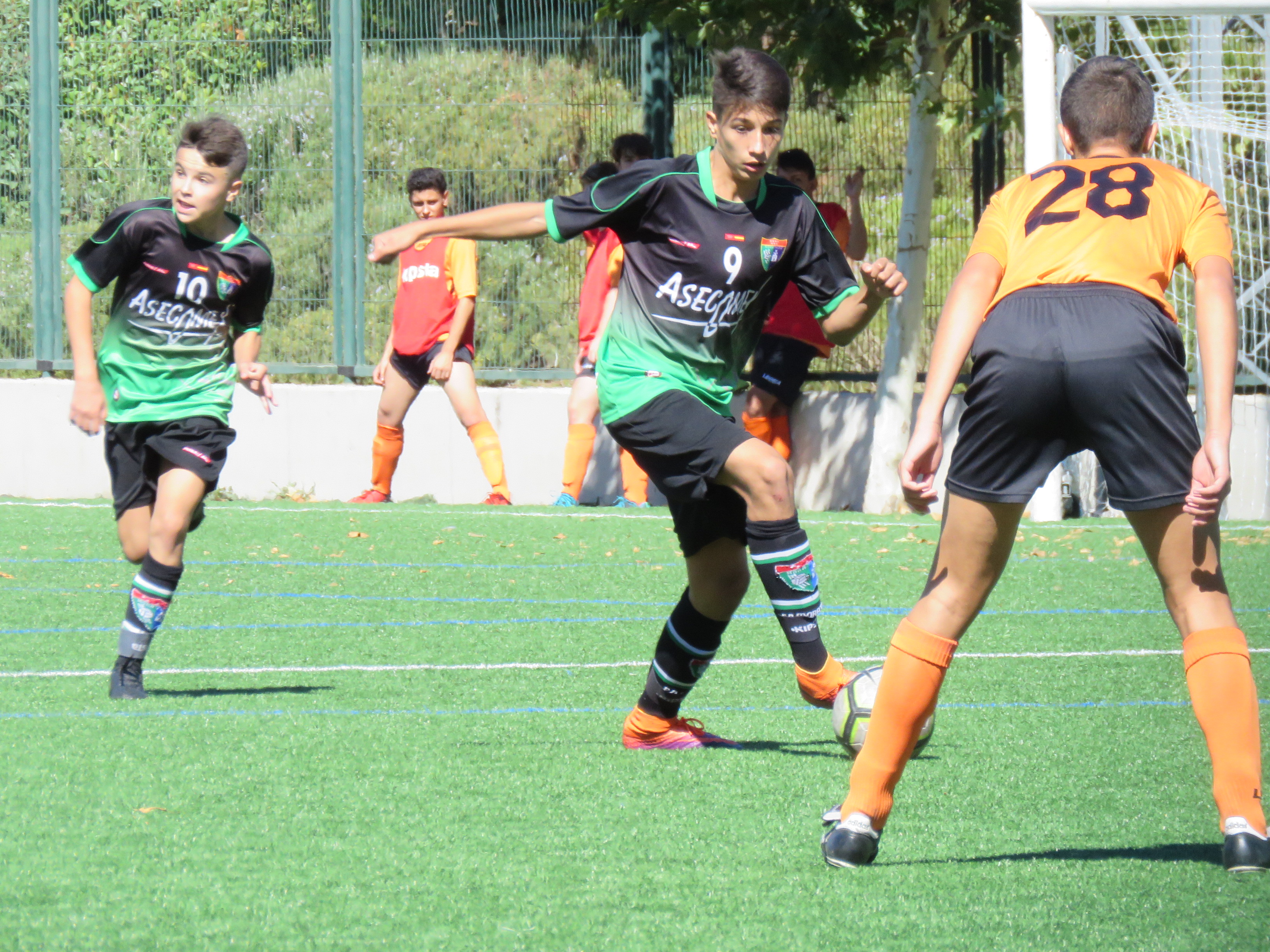 Crónica y fotografías del partido Sport Villa de Vallecas 1-1 Cadete B