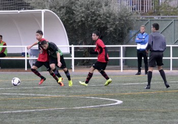 Crónica y fotos del partido Racing Villaverde CF 1 – 1 Juvenil D