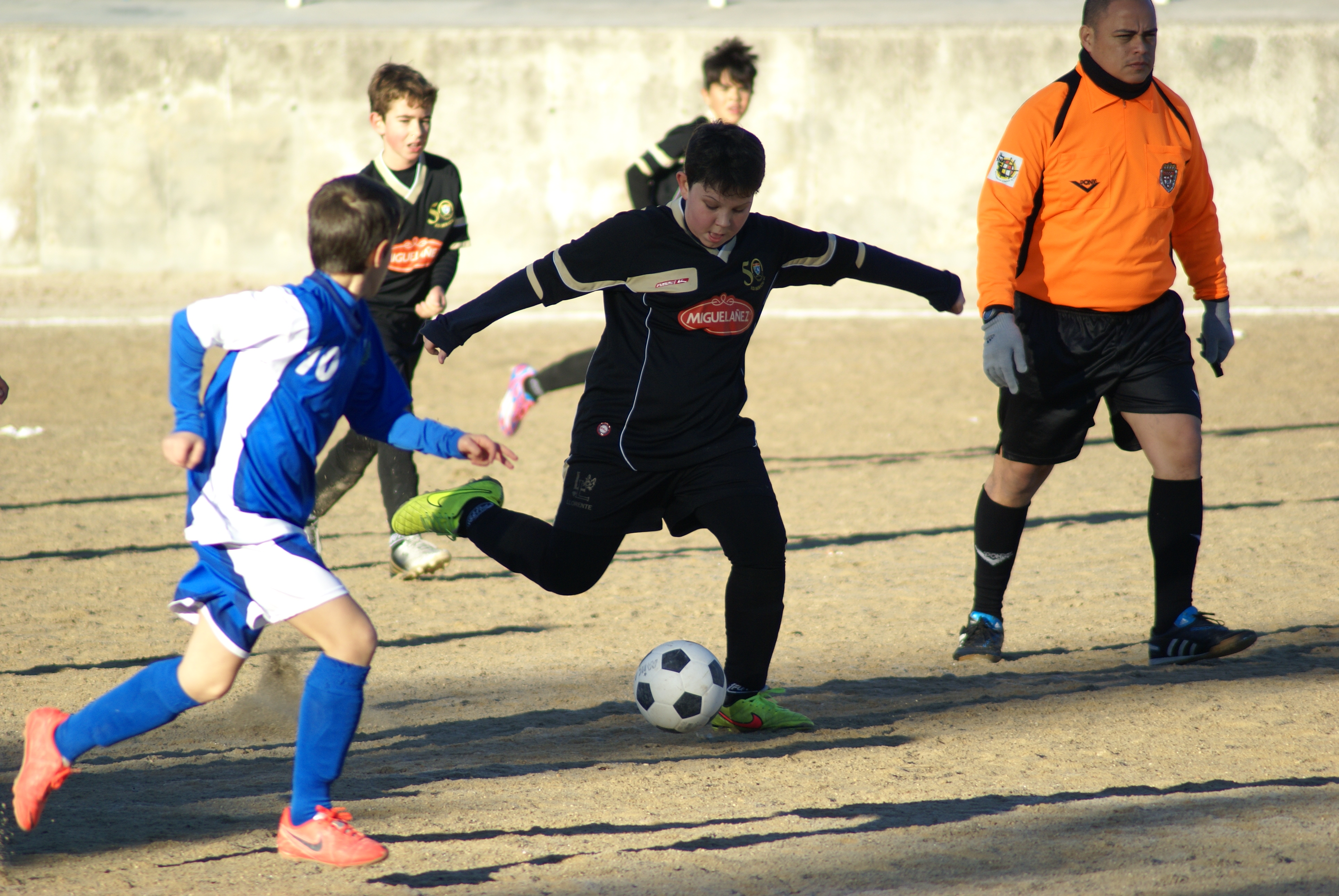 Marianistas Amorós B 1 – 3 EDM Alevín C